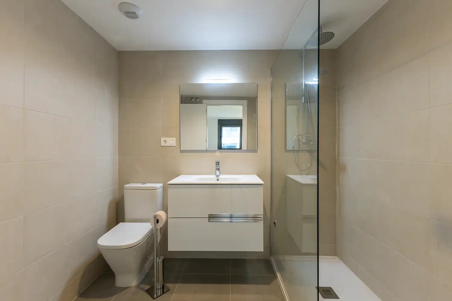 Baño de Piso de alquiler en Dénia con Aire acondicionado, Calefacción y Trastero