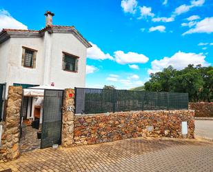 Vista exterior de Casa o xalet en venda en Aracena amb Aire condicionat, Jardí privat i Piscina