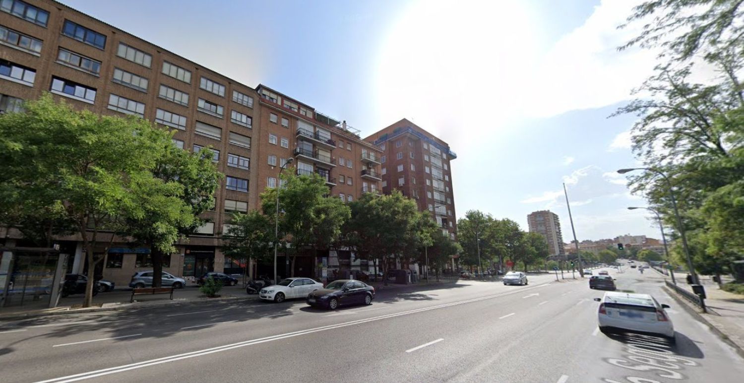 Exterior view of Garage for sale in  Madrid Capital