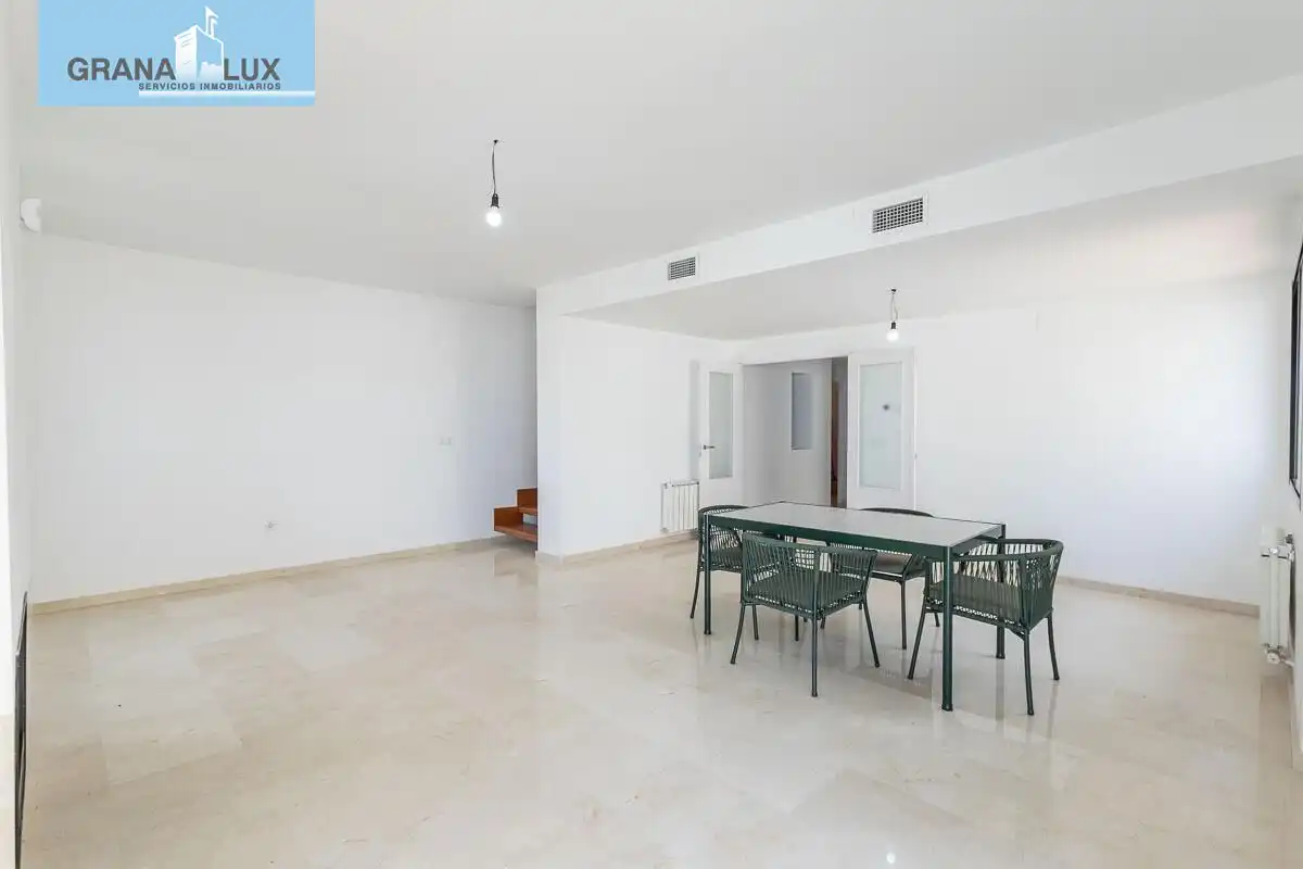 Casa a schiera con terrazza in vendita a Calle del Majuelo, imagen 10