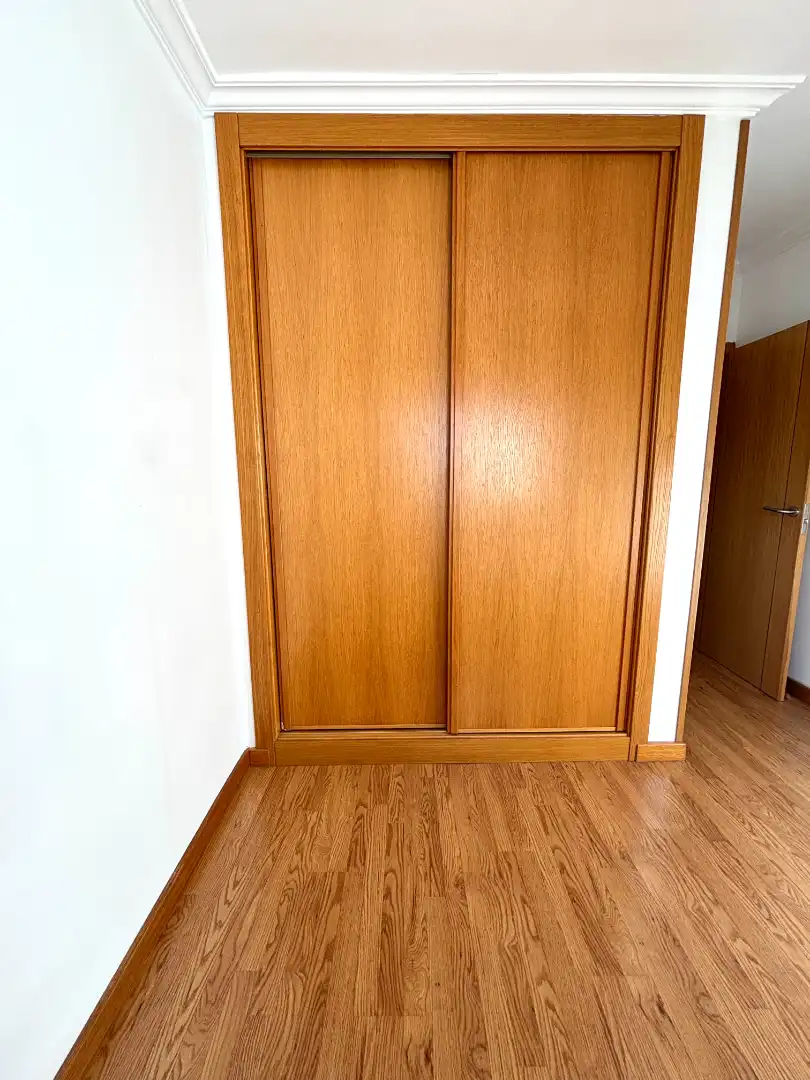 Habitación de Apartamento en venta en Plasencia con Calefacción, Jardín privado y Parquet