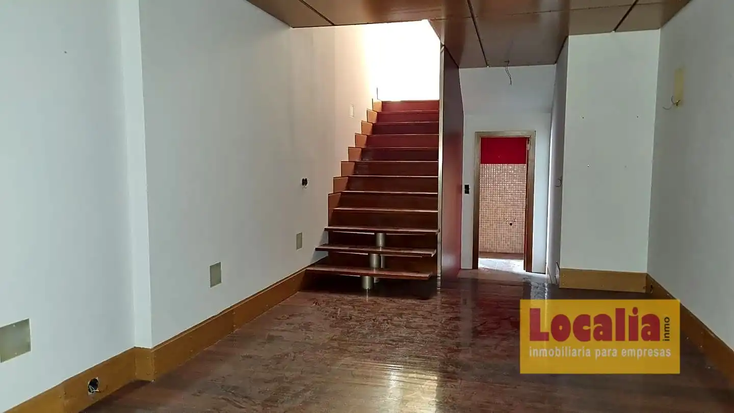 Büro zum Verkauf in Santander