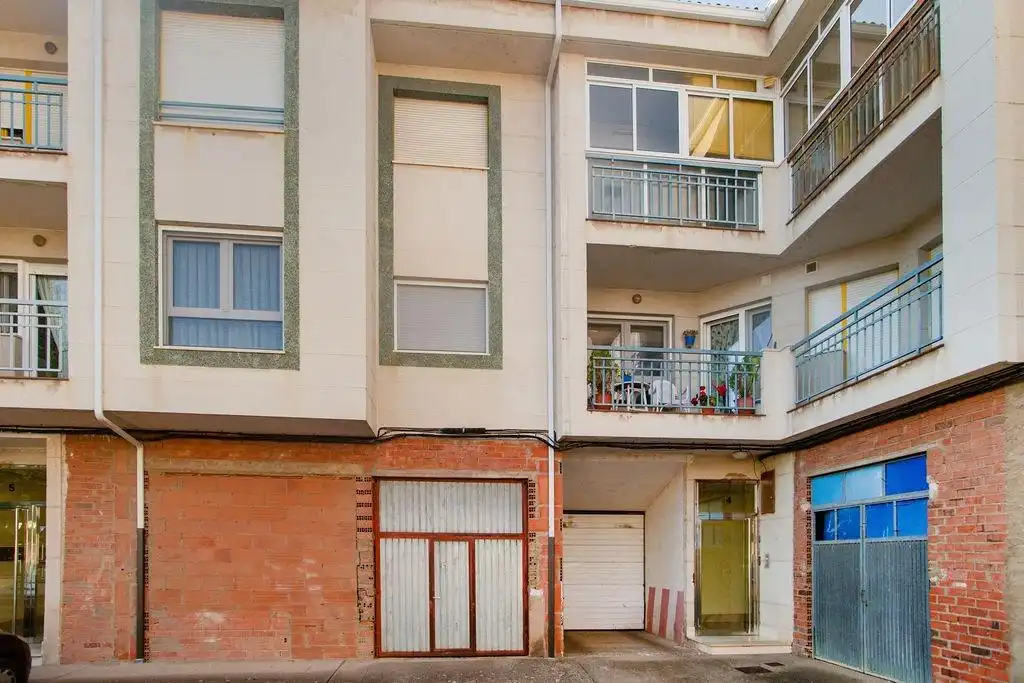 Piso en venta en Matallana de Torío