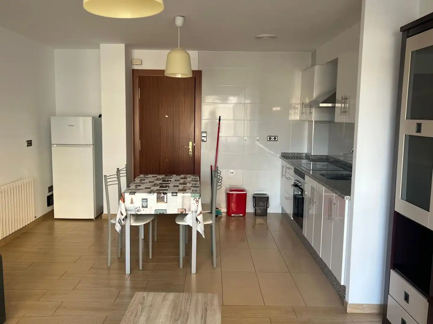 Kitchen of Flat for rent in Santa Comba  with Furnished
