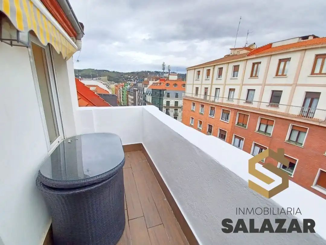 Terrassa de Àtic en venda en Bilbao  amb Calefacció i Terrassa