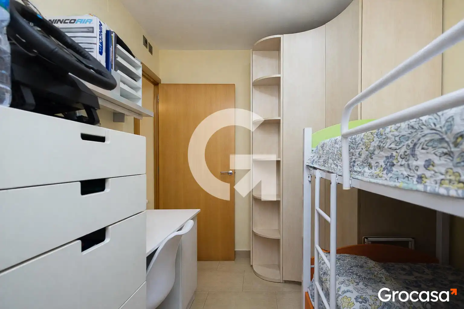 Habitación de Piso en venta en L'Hospitalet de Llobregat con Aire acondicionado y Calefacción