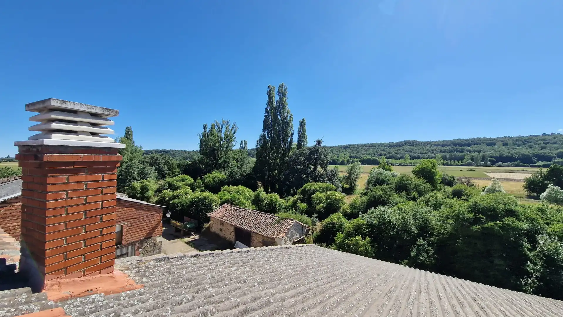 Jardín de Casa o chalet en venta en Mantinos con Calefacción, Parquet y Terraza