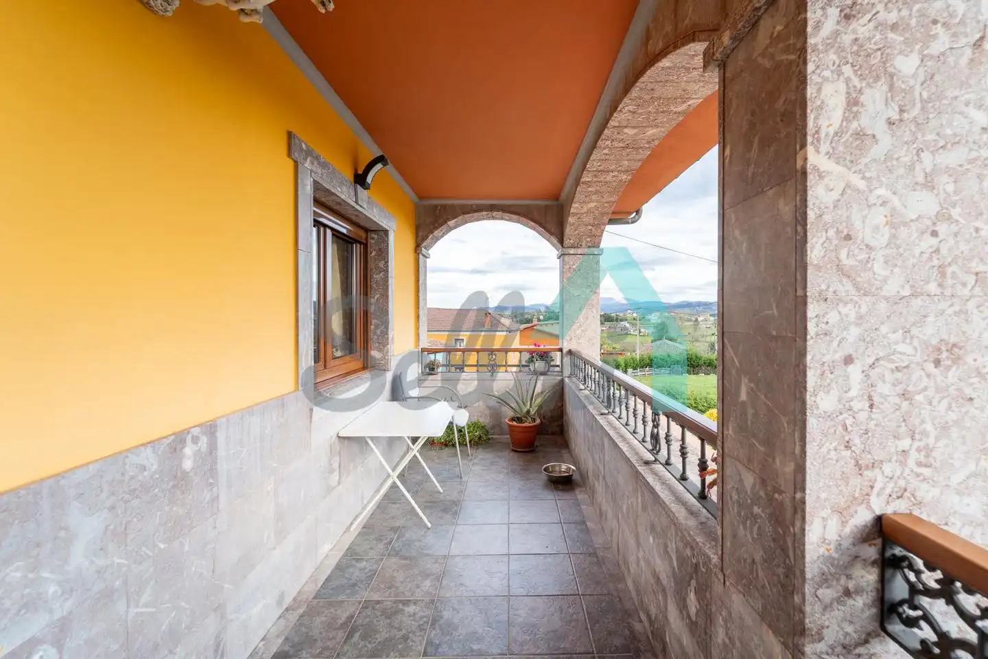 Houses for sale in Camíno De Castañéu, Viella - Granda - Meres