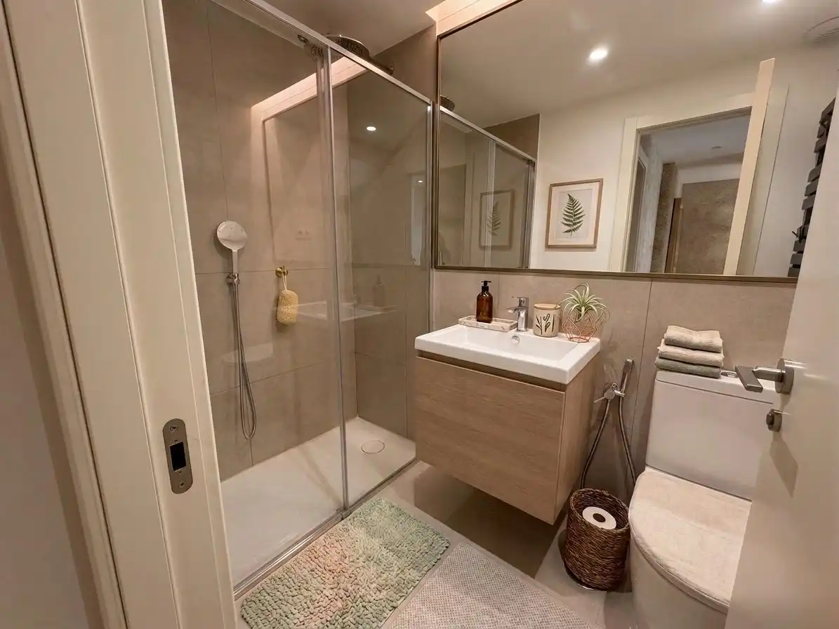 Baño de Ático en venta en Madrid con Aire acondicionado, Calefacción y Terraza