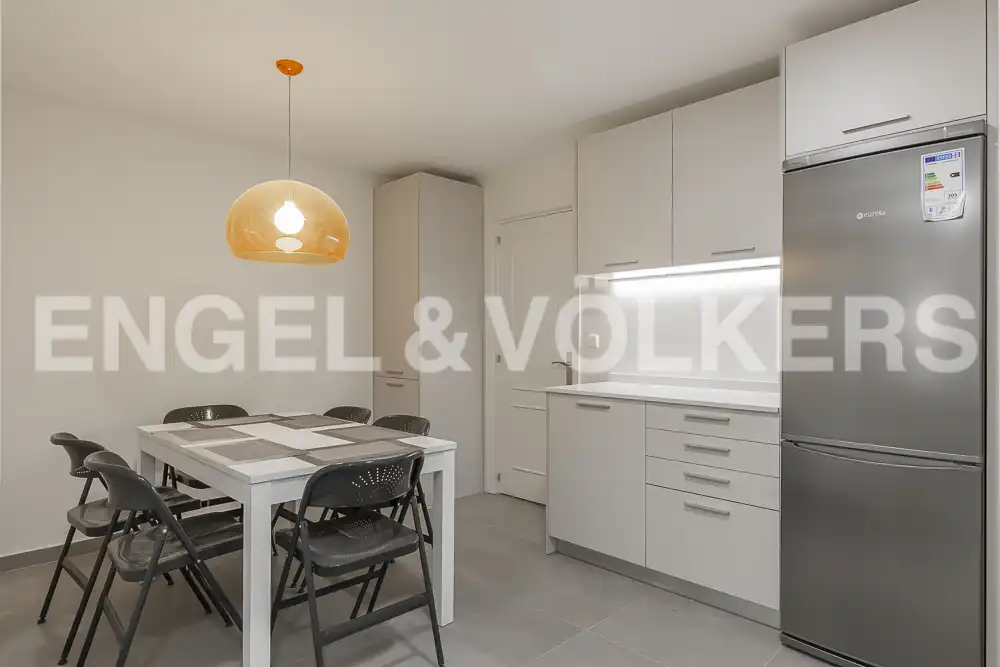 Kitchen of Flat for rent in Madrid  with Air Conditioner, Heating and Private garden