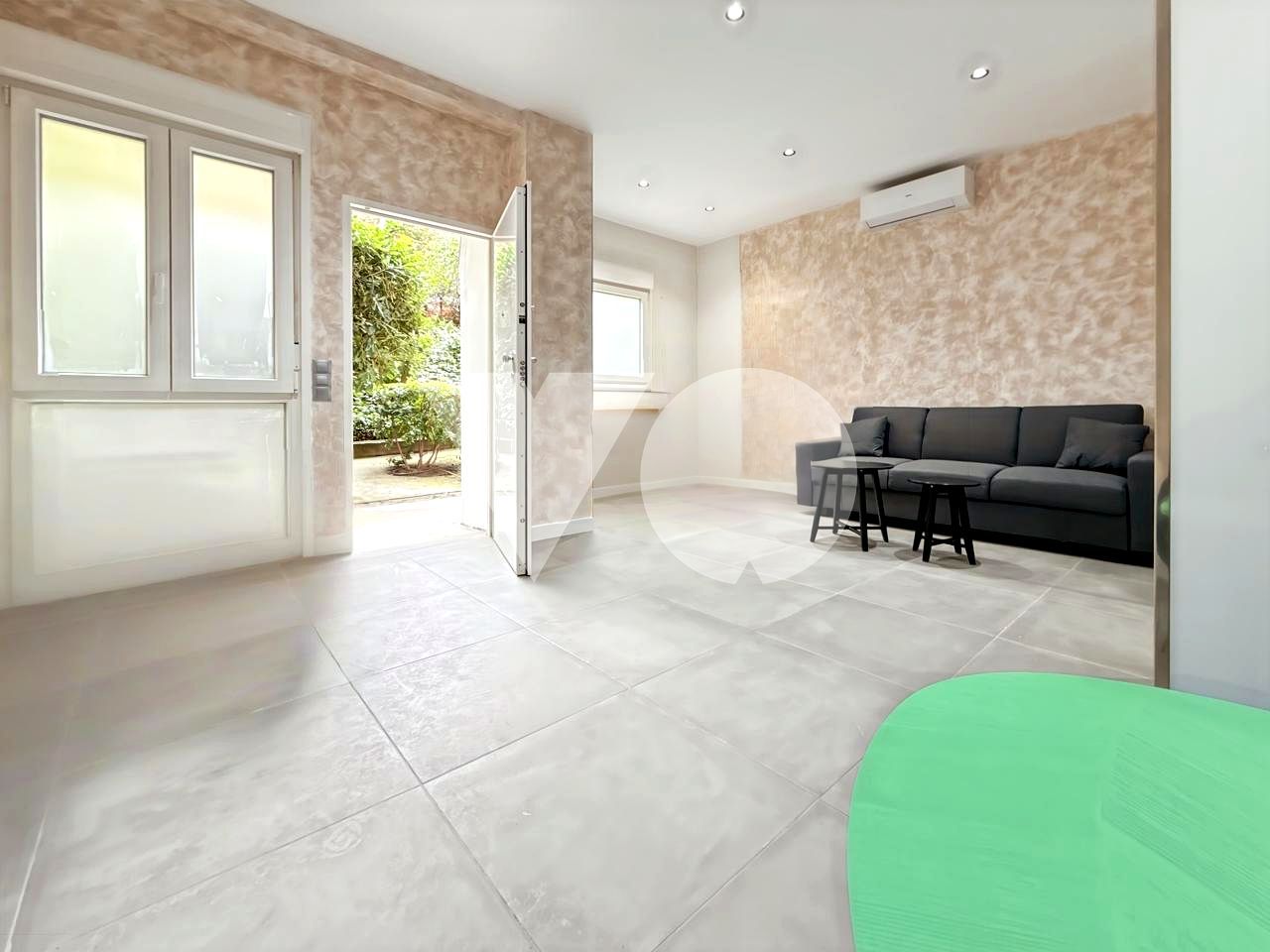 Planta baja for sale in  Madrid Capital  with Air Conditioner