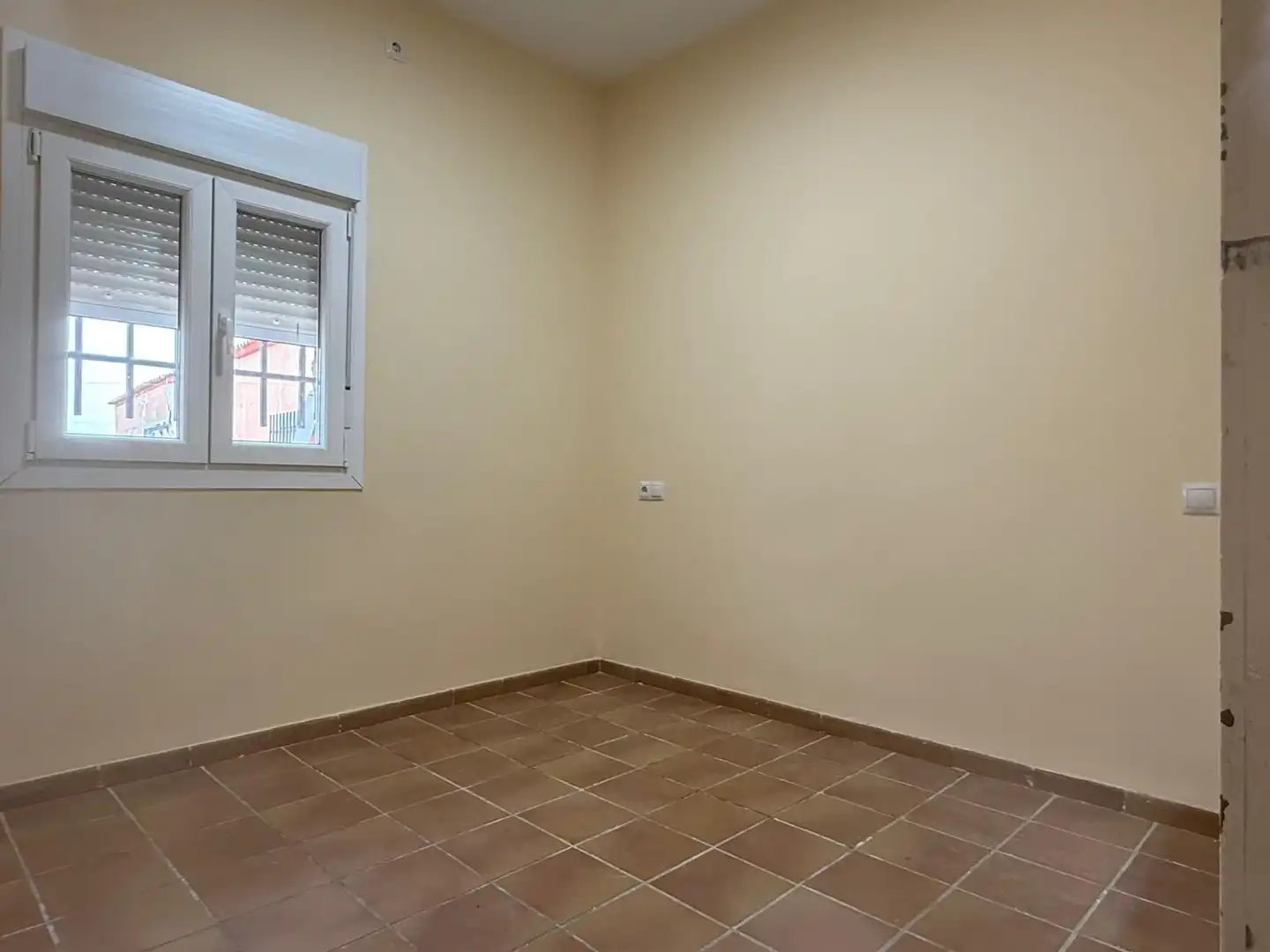Habitación de Casa o chalet en venta en Carmona con Jardín privado, Terraza y Piscina
