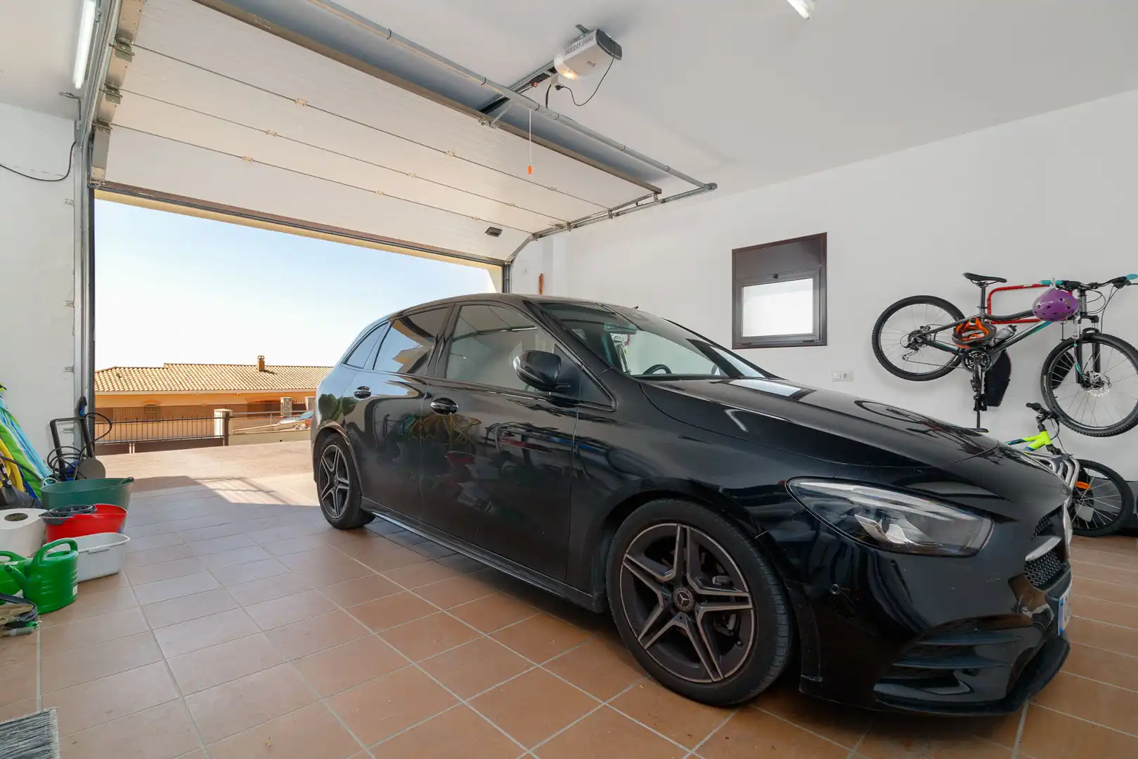 Parking de Casa o chalet en venta en Pau con Aire acondicionado, Calefacción y Jardín privado