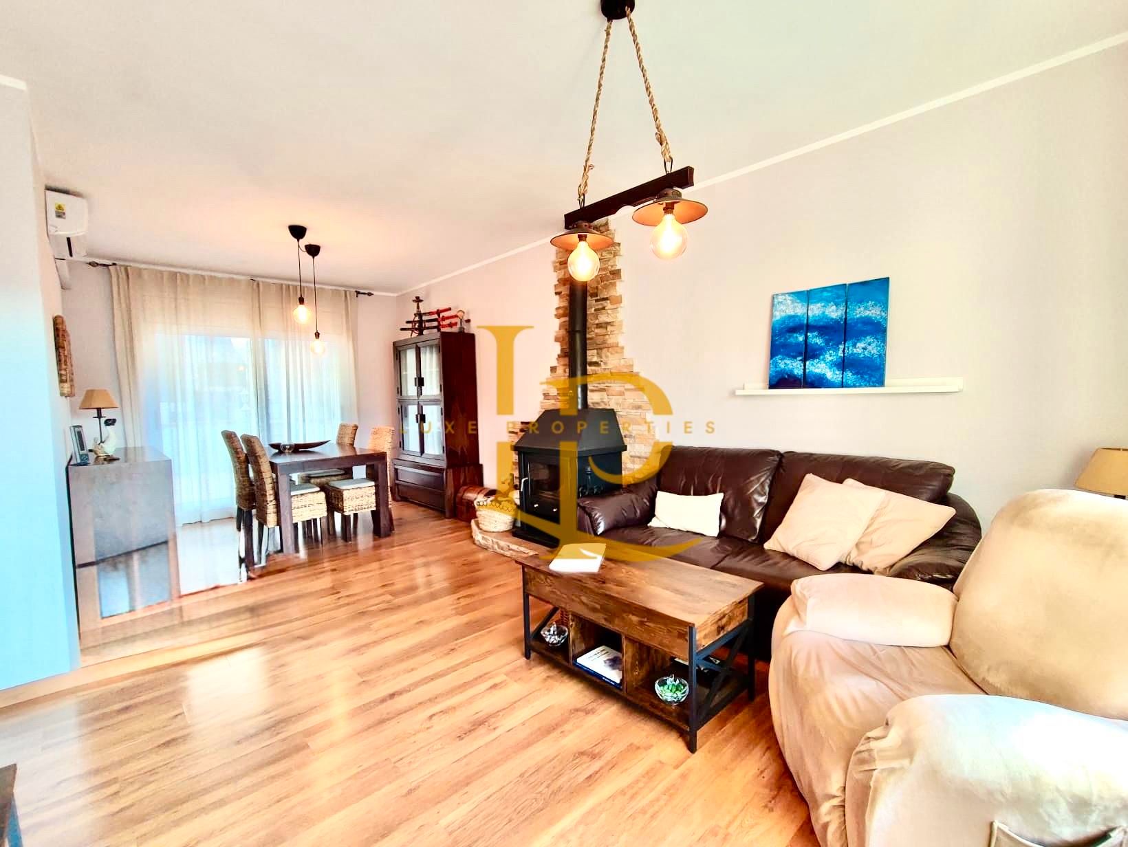 Living room of Single-family semi-detached for sale in Olesa de Montserrat  with Air Conditioner, Private garden and Terrace