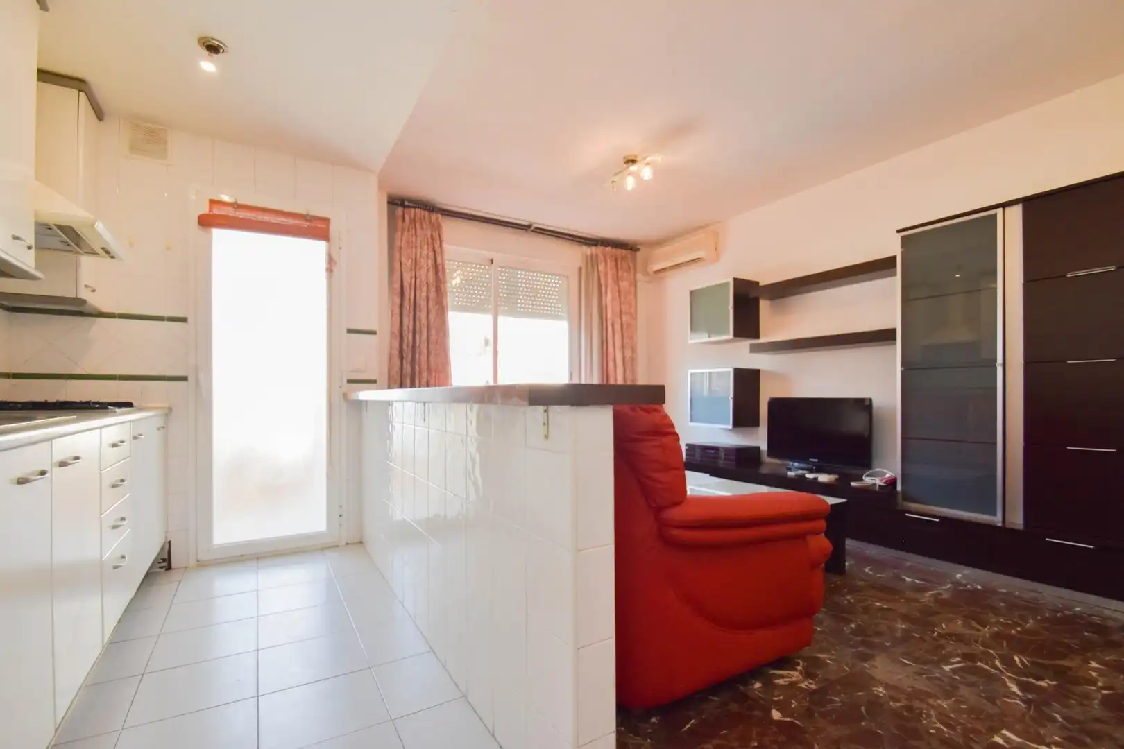 Sala de estar de Piso en venta en Granada con Aire acondicionado, Calefacción y Terraza
