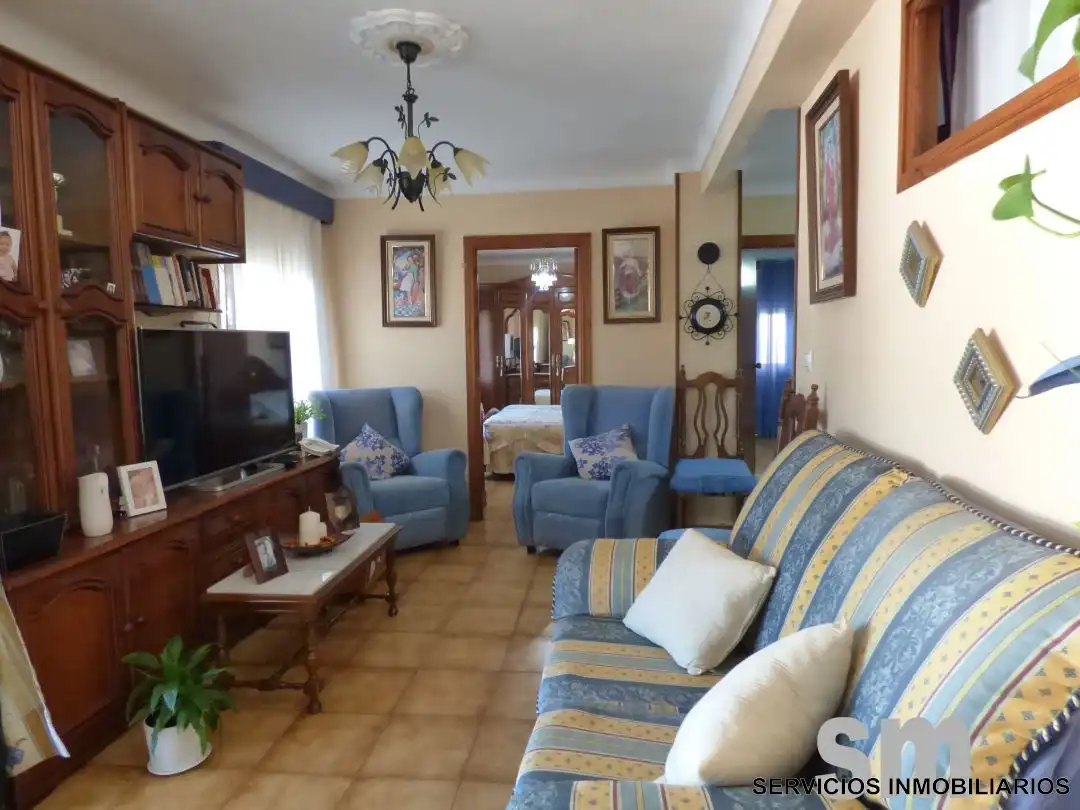 Sala d'estar de Casa o xalet en venda en Ubrique amb Calefacció, Terrassa i Traster