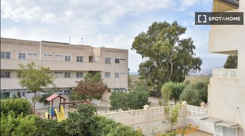 Foto 2 de Apartament per a compartir a El Toyo, Almería