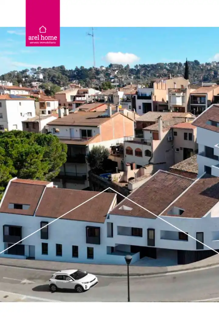Vista exterior de Casa o chalet en venta en Castellví de Rosanes con Aire acondicionado, Parquet y Terraza