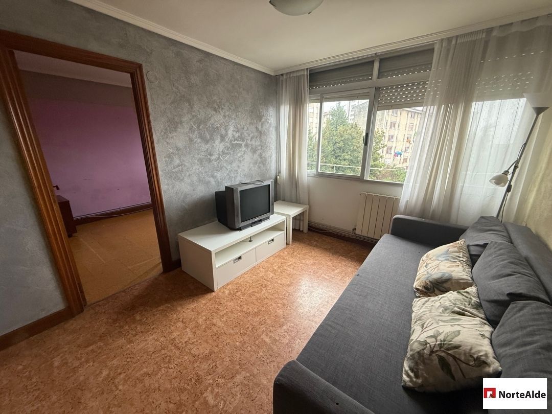 Bedroom of Flat for sale in Bilbao   with Heating
