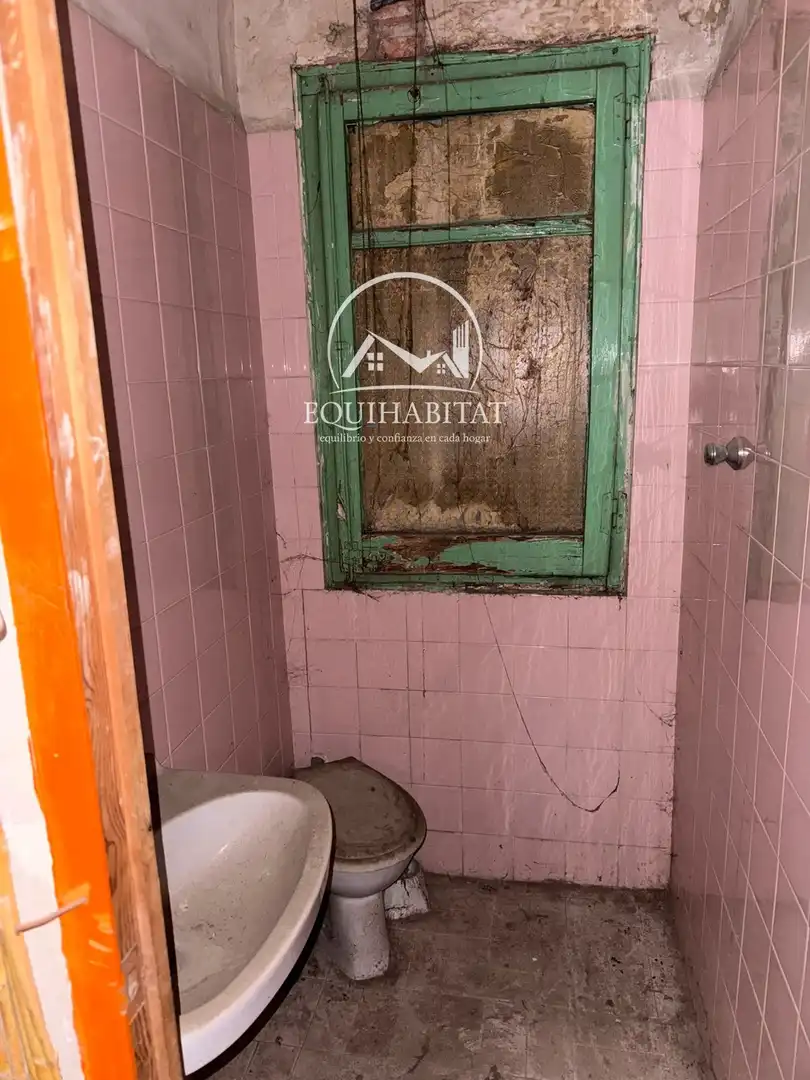Local comercial en venda a DR COMBELLES, imagen 3