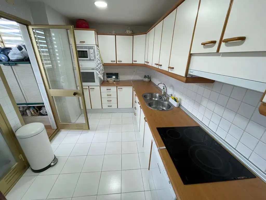 Kitchen of Flat for rent in Fuengirola  with Air Conditioner, Heating and Private garden
