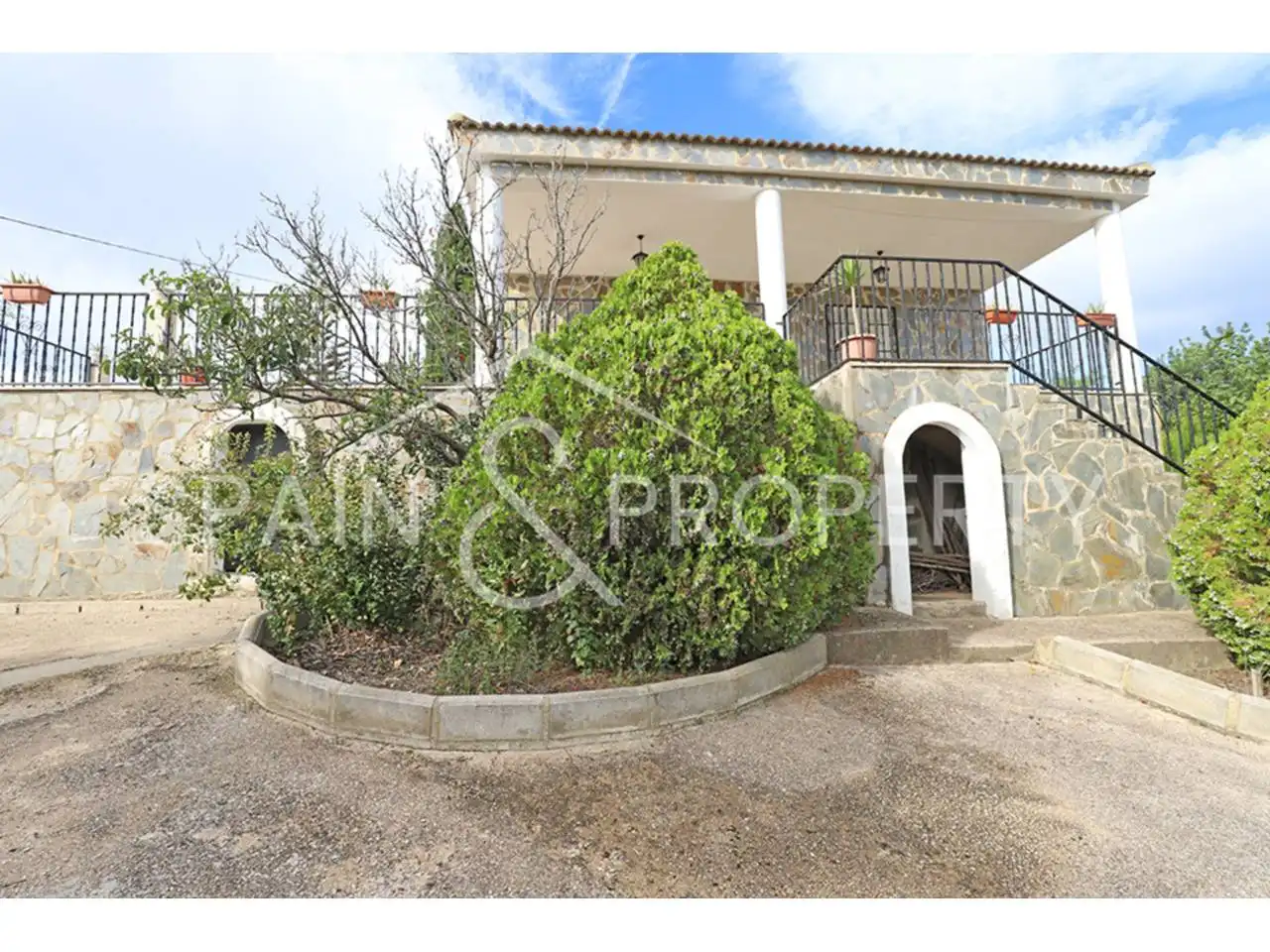 Detached house with pool for sale in Montroi / Montroy, imagen 8