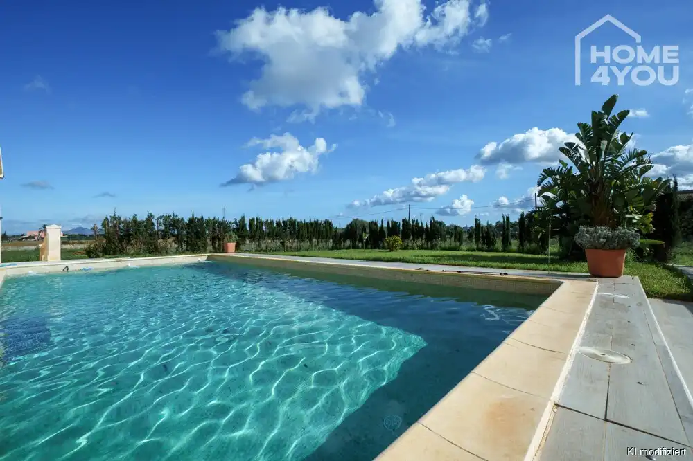 Piscina de Casa o xalet en venda en Santa Margalida amb Aire condicionat, Calefacció i Terrassa