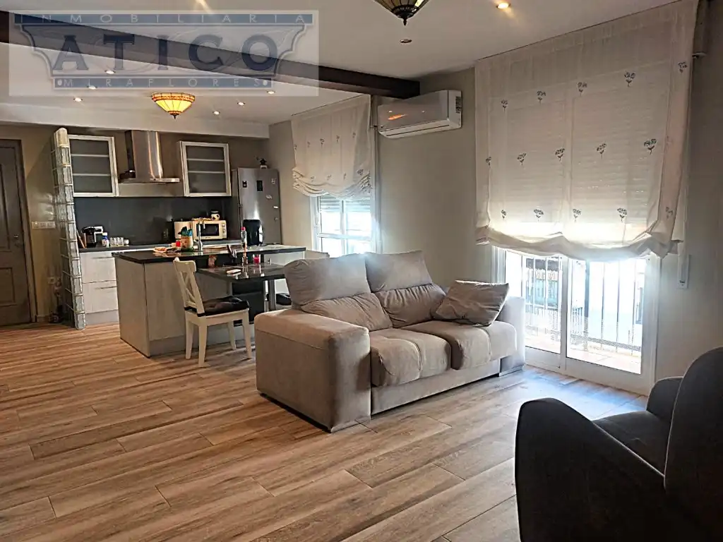 Living room of Houses for sale in Sevilla  with Air Conditioner and Terrace
