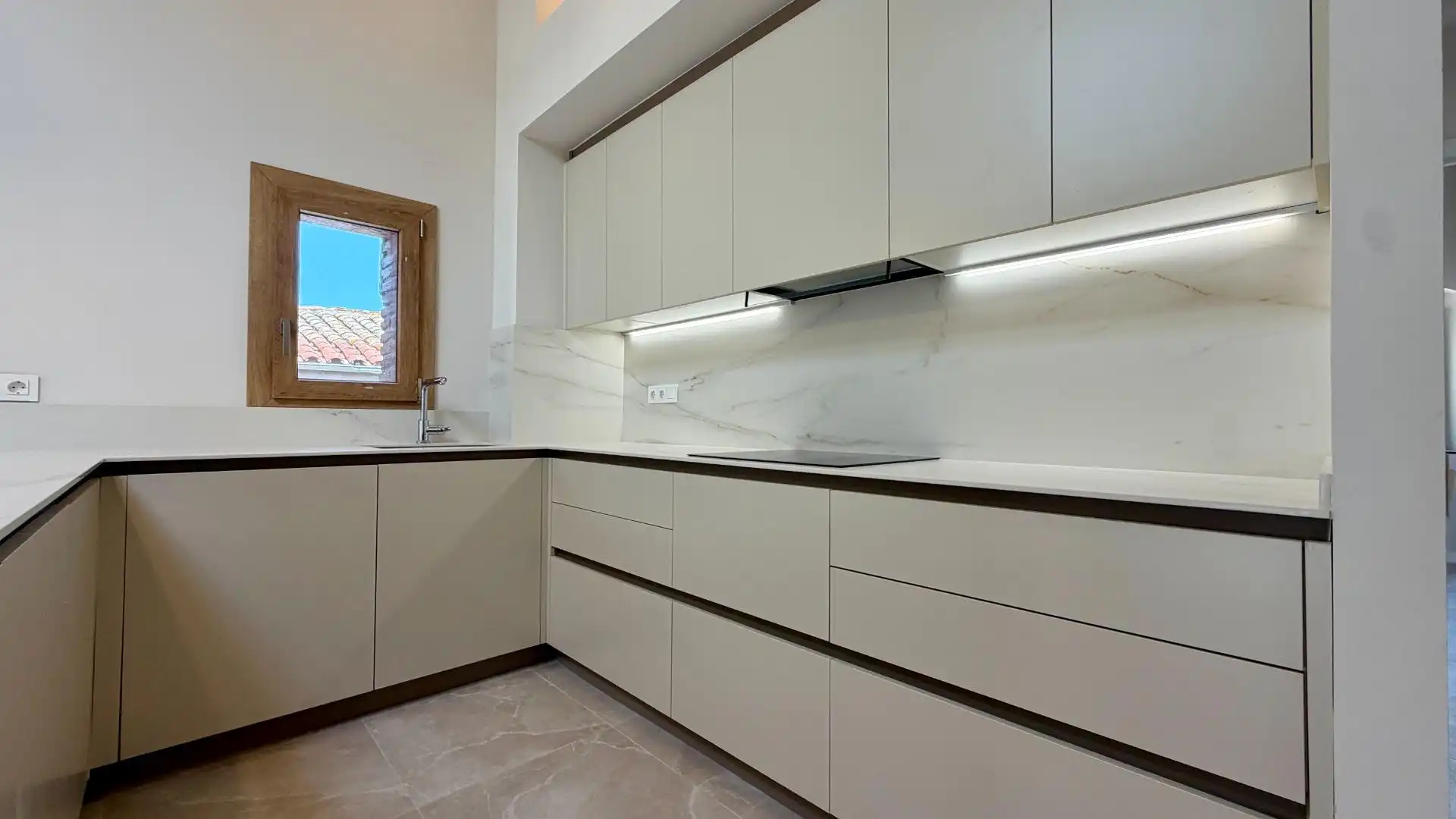 Cocina de Ático en venta en Caldes de Montbui con Calefacción y Piscina comunitaria
