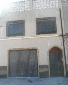 Casa-chalet en Venta en c/ Enrique Gimeno  en Ciutat del Transport - La Salera