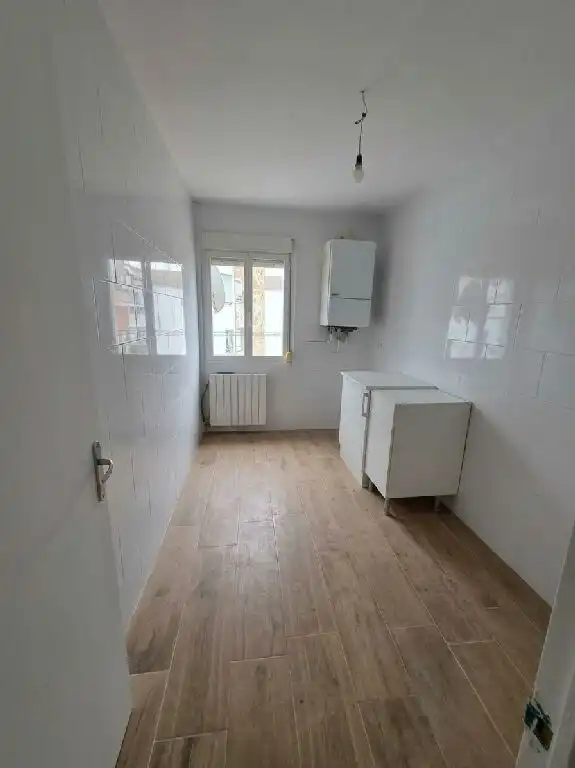 Apartment for sale in Calle la Campa, imagen 6