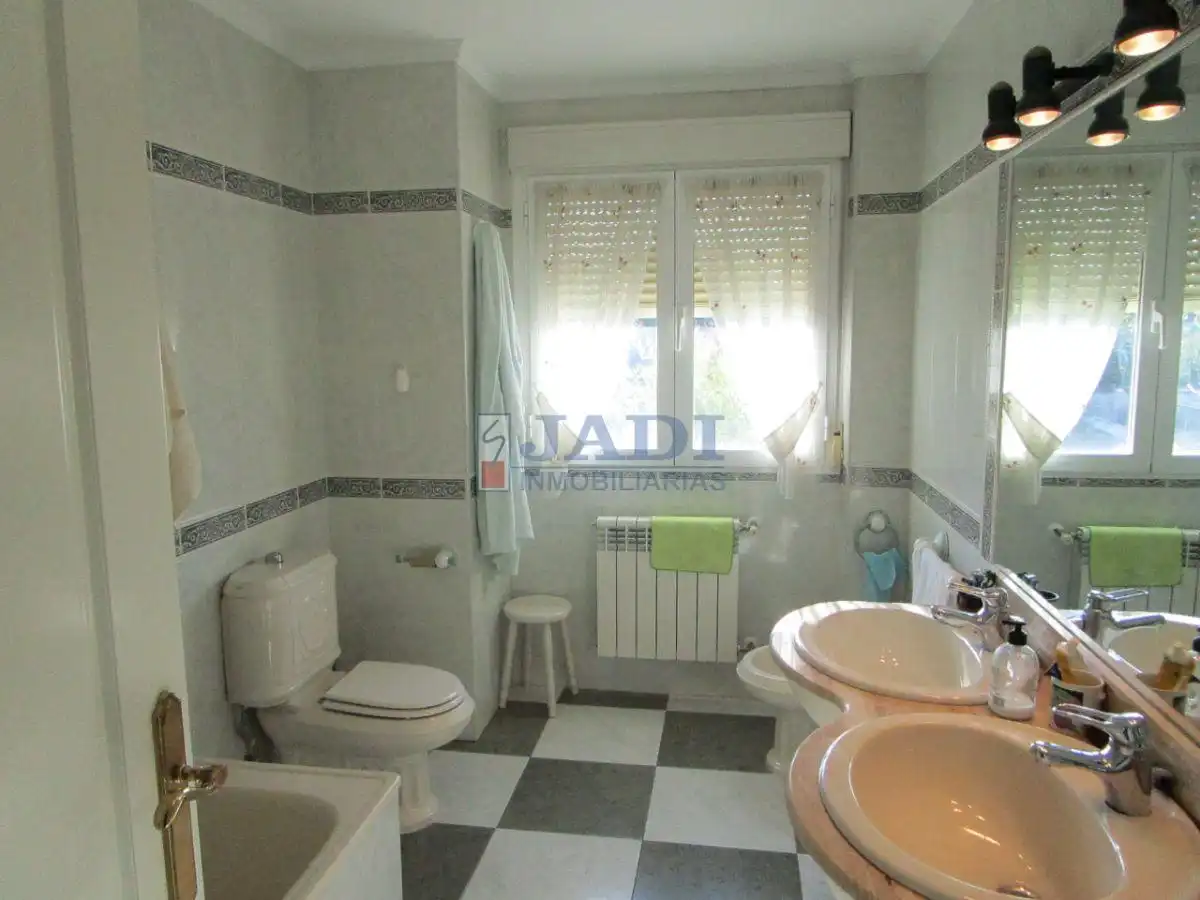 Chalet con terraza en venta en Valdepeñas, imagen 23