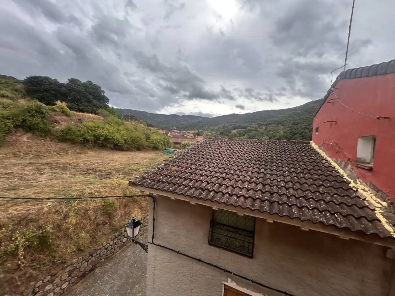 Vista exterior de Casa o xalet en venda en Ledesma de la Cogolla amb Calefacció, Terrassa i Moblat
