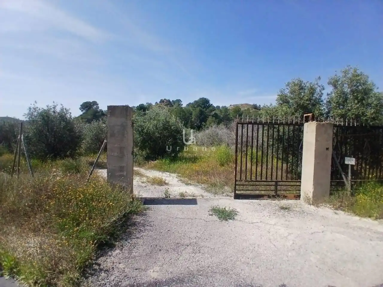 Finca rústica en venta en Aspe con Aire acondicionado, Calefacción y Jardín privado