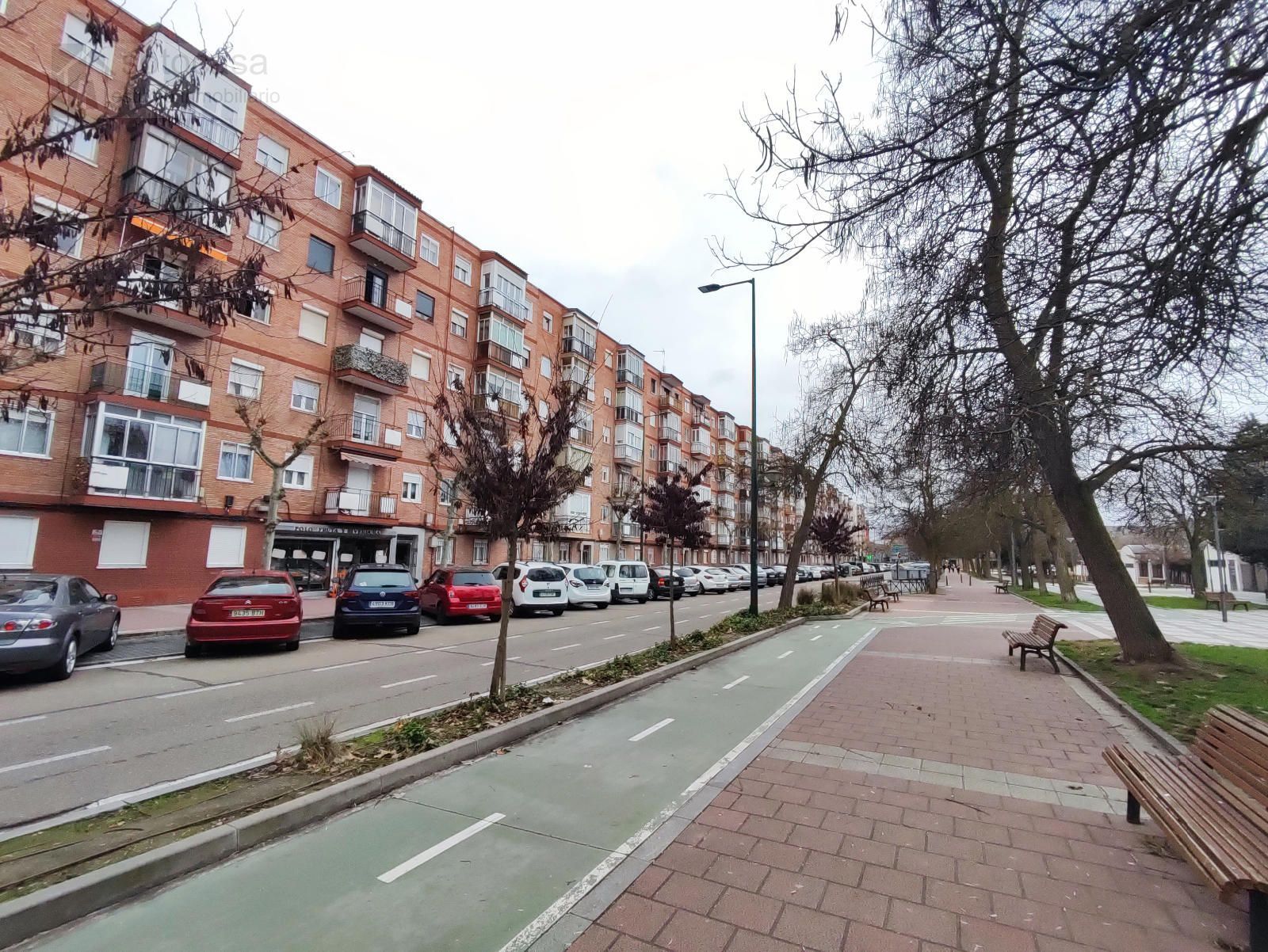 Exterior view of Flat for sale in Valladolid Capital  with Heating, Storage room and Furnished