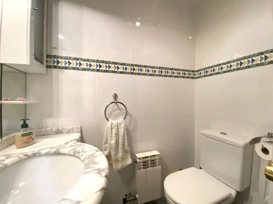 Flat for sale in C. DE QUEJANA, Ariznabarra