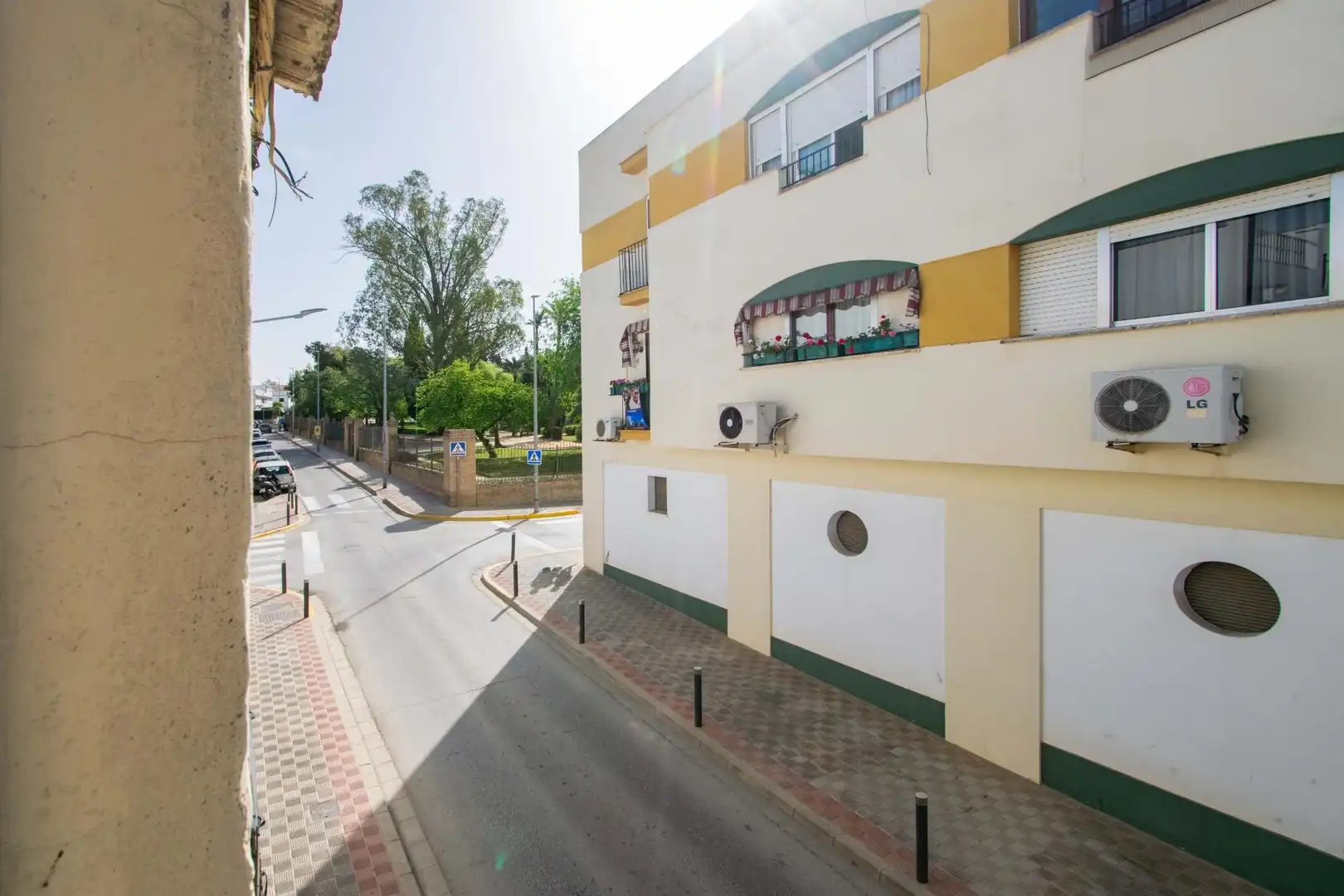 Vista exterior de Residencial en venta en Dos Hermanas