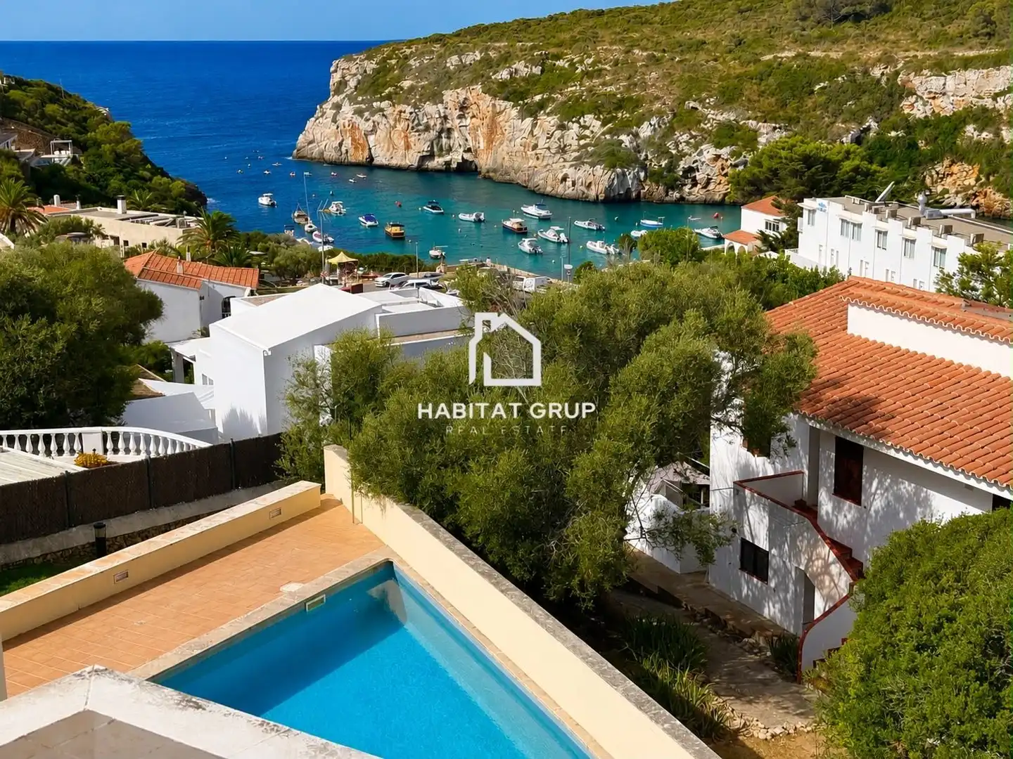 Vista exterior de Casa adosada en venta en Maó - Mahón con Aire acondicionado, Jardín privado y Terraza