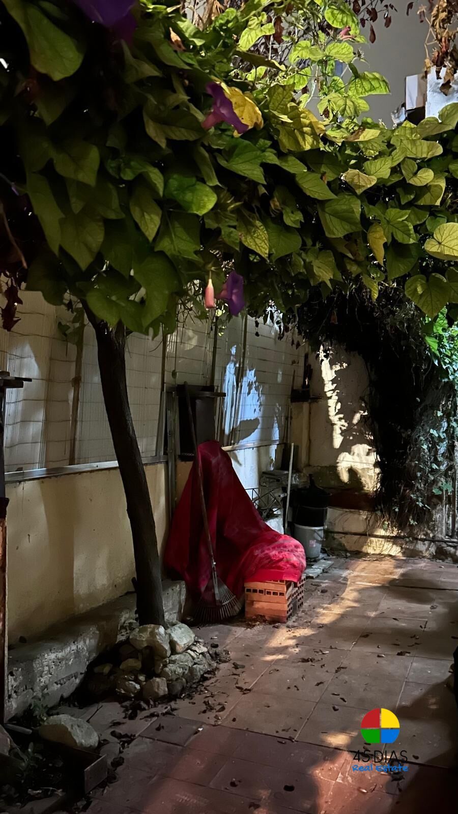 Jardí de Casa o xalet en venda en Castelldefels amb Aire condicionat, Jardí privat i Terrassa