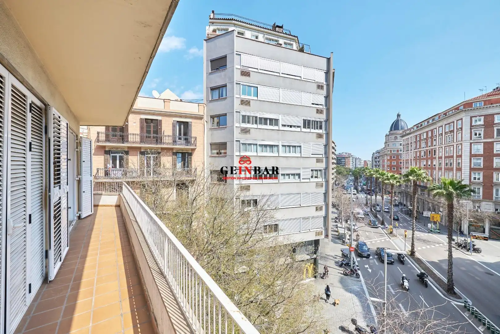 Exterior view of Flat for sale in Barcelona  with Air Conditioner, Heating and Parquet flooring