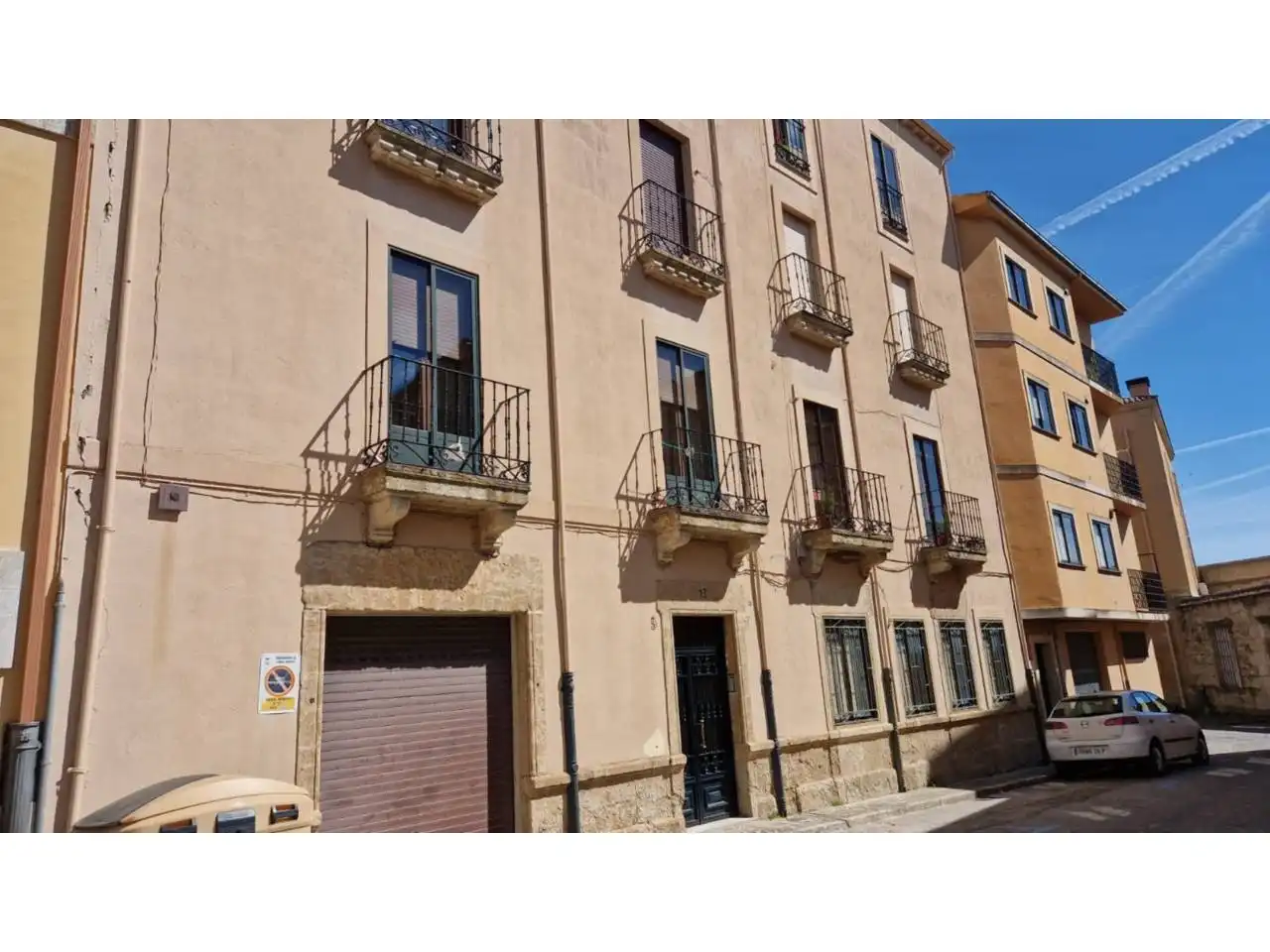 Vista exterior de Piso en venta en Ciudad Rodrigo con Trastero, Amueblado y Balcón