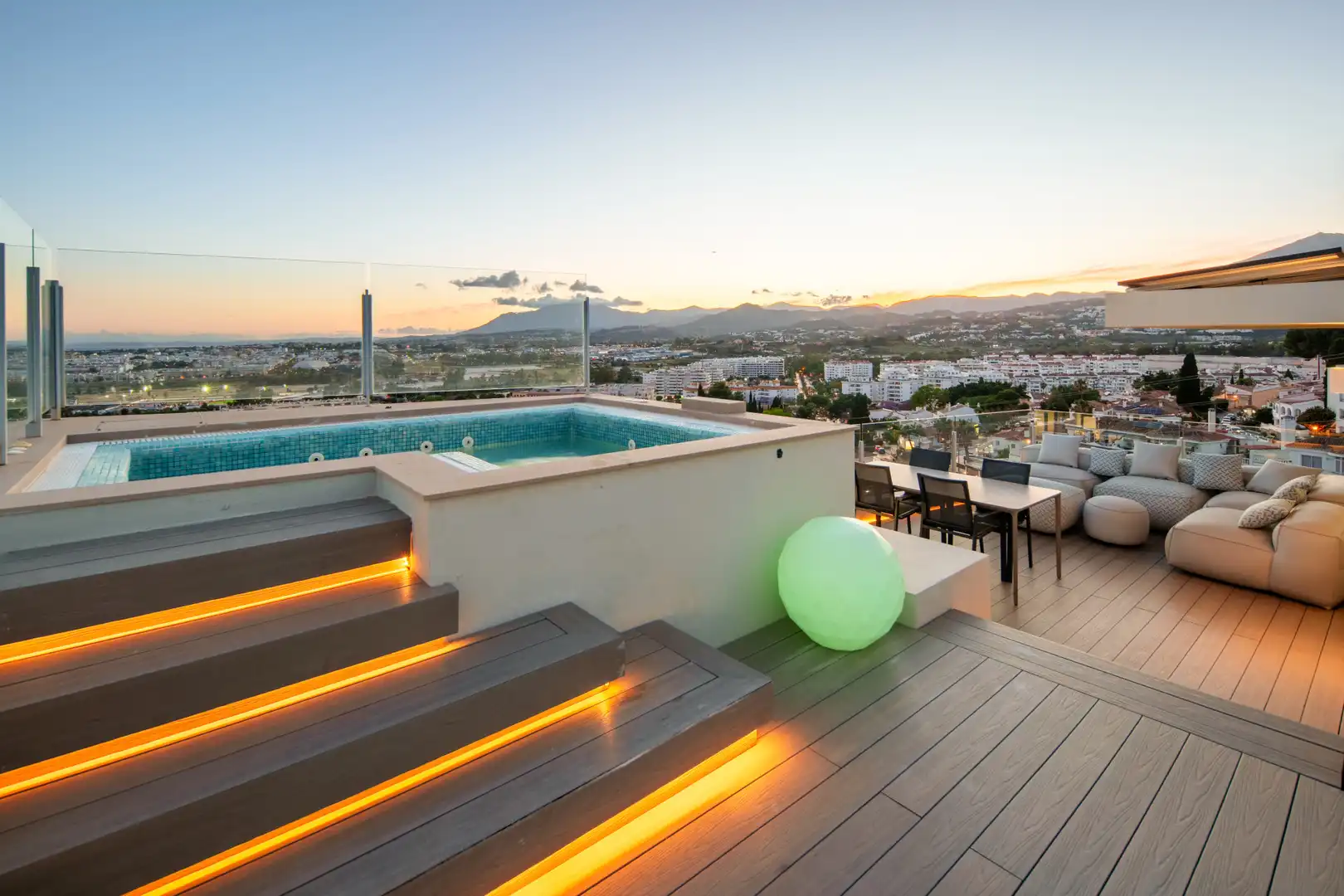 Casa amb piscina en venda a Nueva Andalucía, imagen 7