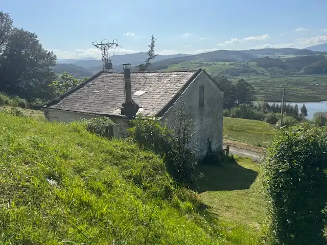 Vista exterior de Casa o xalet en venda en Castropol