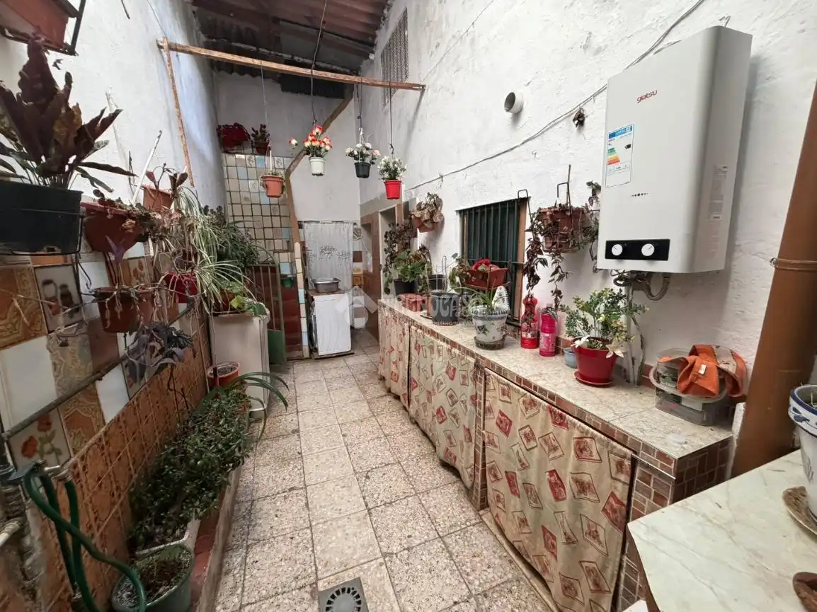 Cuina de Casa adosada en venda en Badajoz amb Terrassa