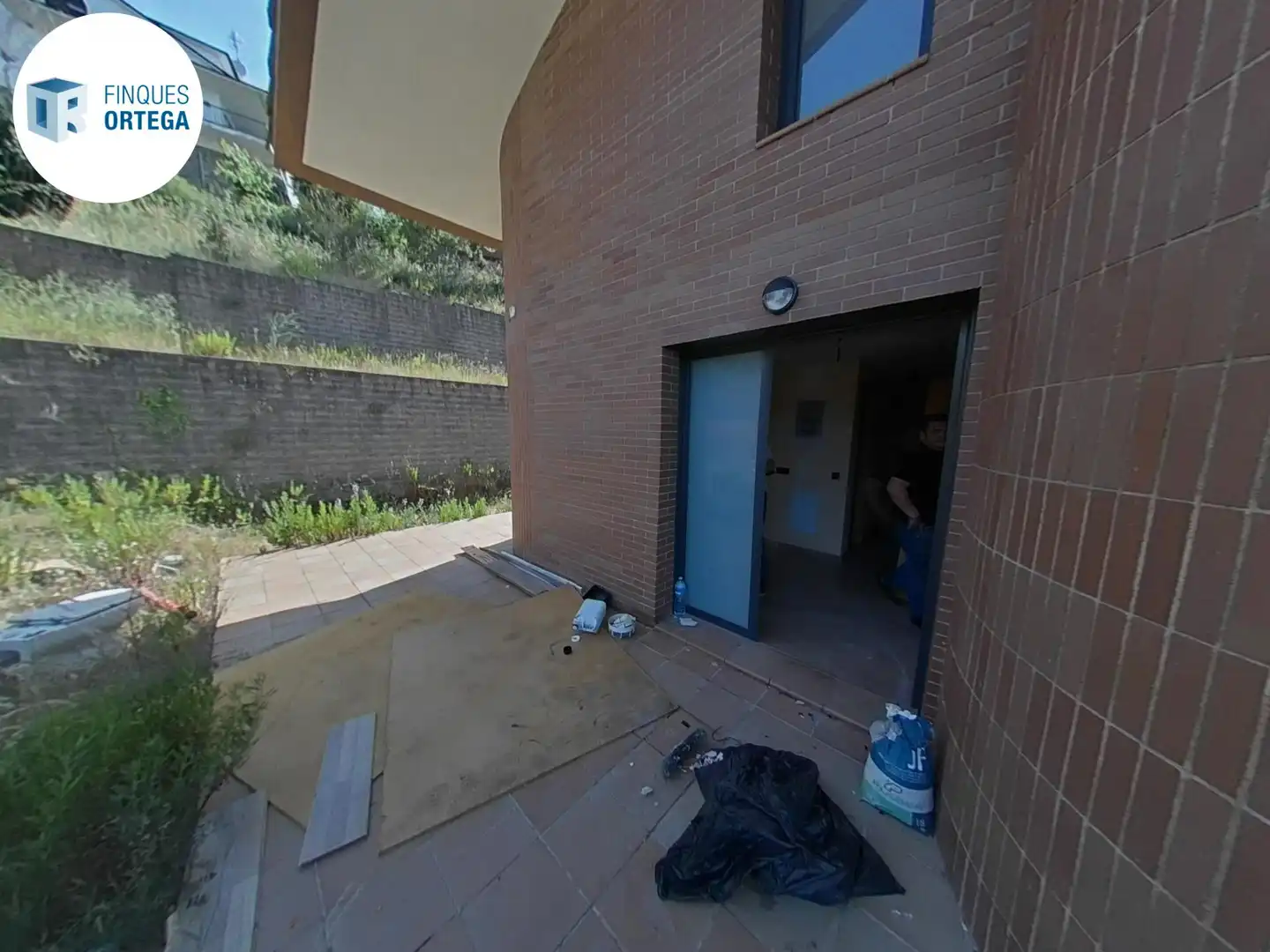 Vista exterior de Casa o chalet en venta en Llinars del Vallès