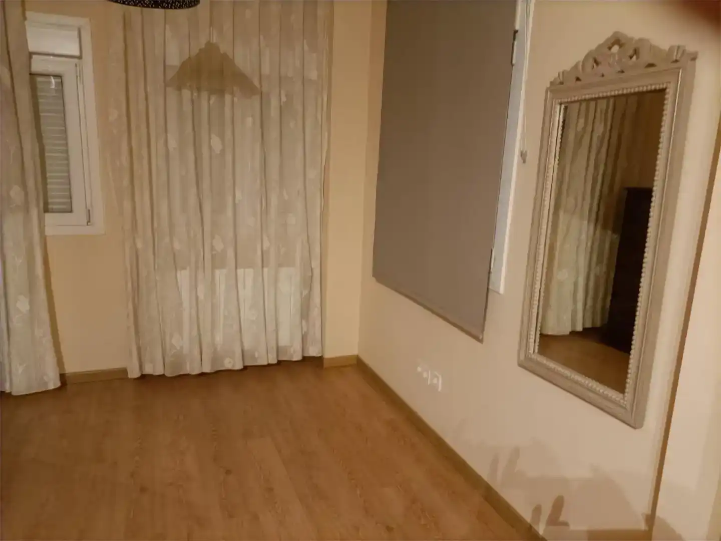 Dormitori de Casa o xalet en venda en El Casar amb Piscina