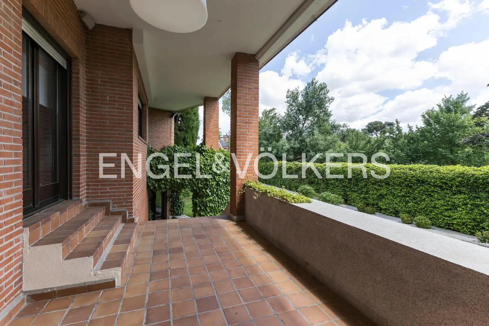 Terraza de Casa o chalet de alquiler en Pozuelo de Alarcón con Aire acondicionado, Calefacción y Jardín privado