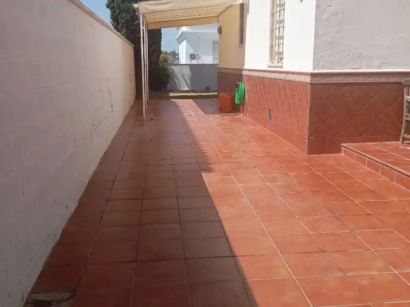 Villa avec jardin à vendre à Calle San Juan de Aznalfarache 8, imagen 3