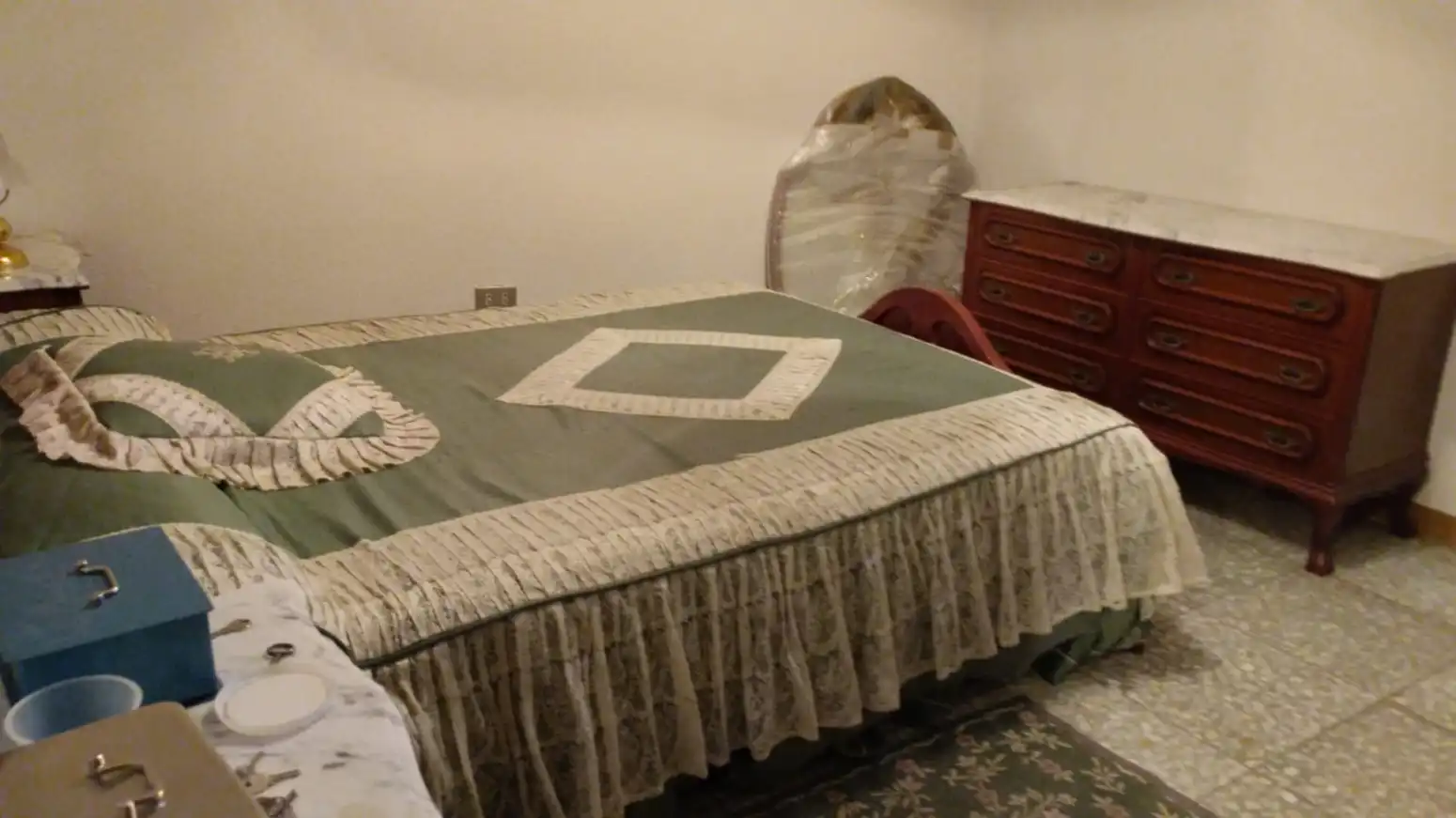 Dormitori de Casa adosada en venda en El Redal amb Calefacció i Jardí privat