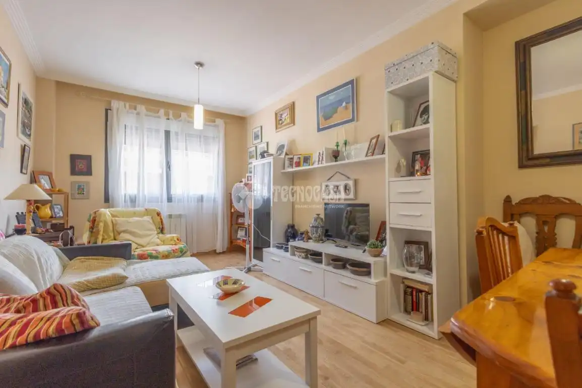 Piso en venta en Avda. madrid, Calvarrasa de Abajo